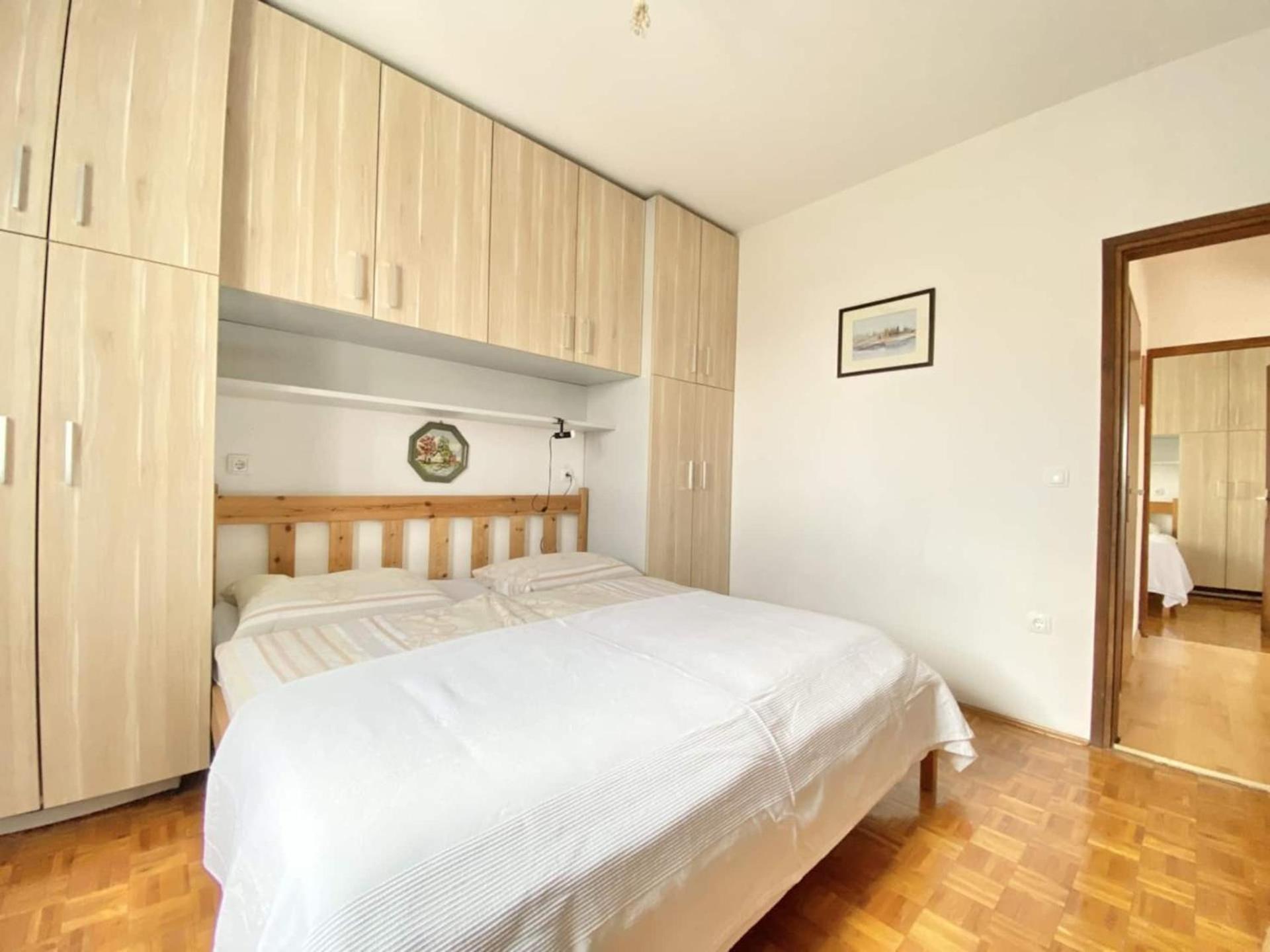 Family Apartments Viva Close To The Beach クルク エクステリア 写真